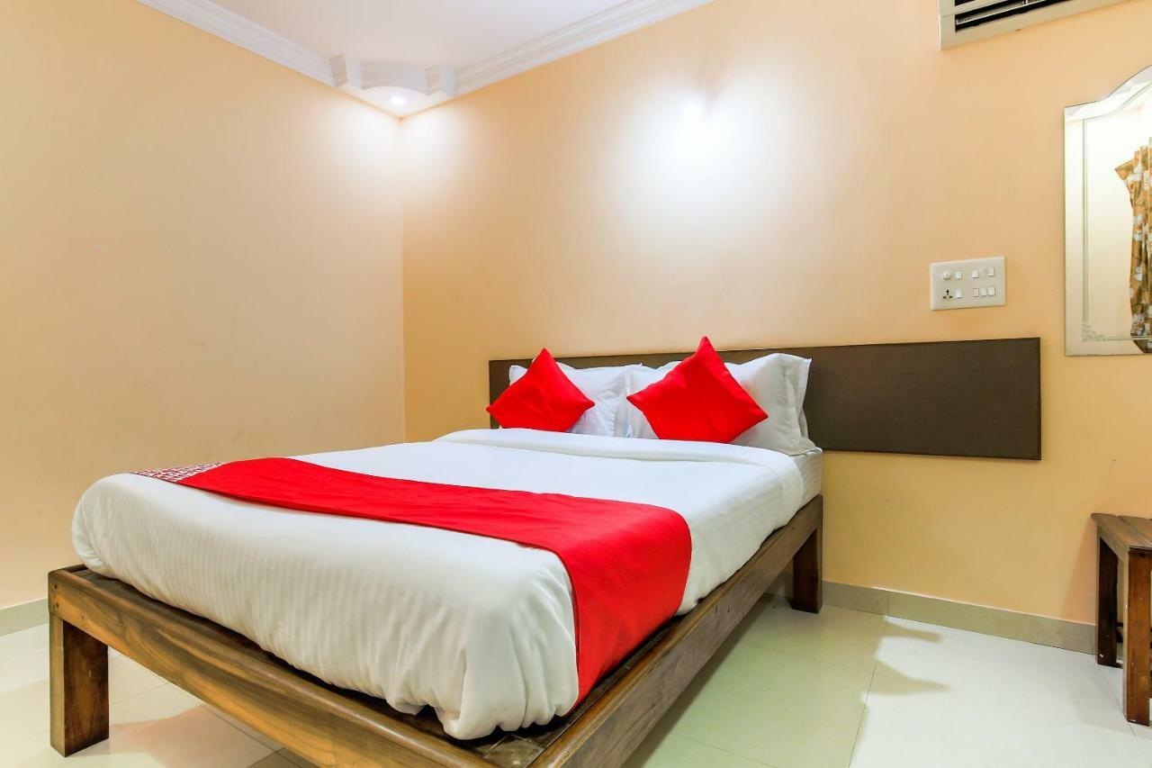 Oyo 23035 Srinivas Residency Hotel Madgaon Exterior photo